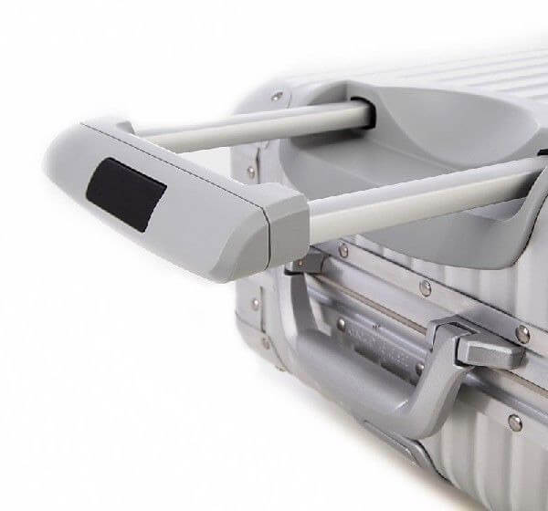 RIMOWA リモワスーパーコピー トパーズ 82L 4輪 TSA付 マルチホイール 900.70 RIMOWA TOPAS シルバー スーツケース リモア